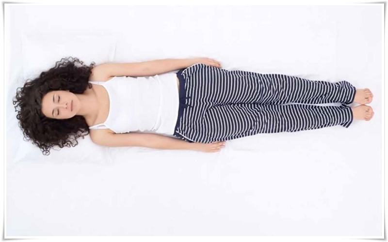 tư thế ngủ tăng vòng 1