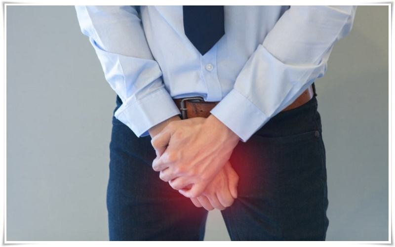 Cậu nhỏ bị đau rát khi quan hệ