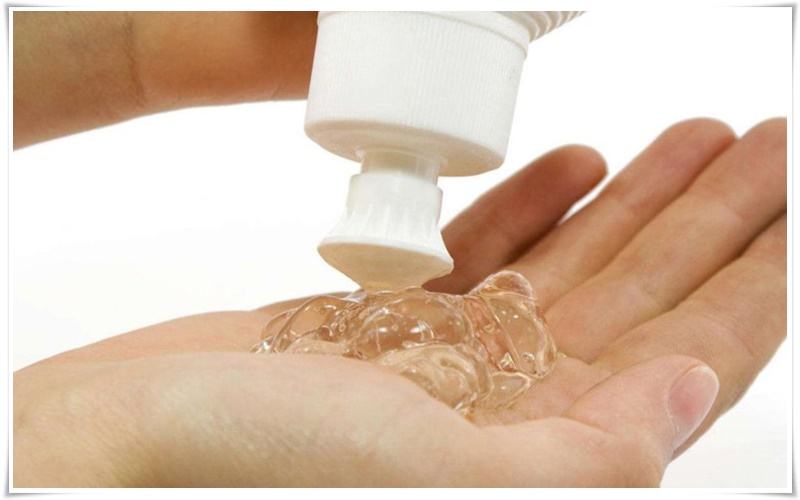 sử dụng gel bôi trơn