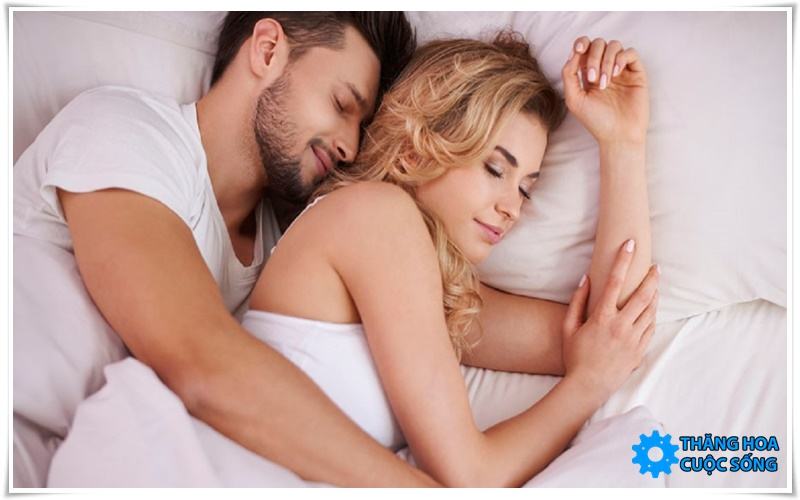 Cách quan hệ lần đầu không có thai