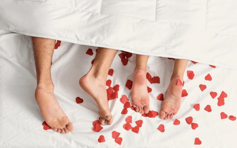 Quan hệ ngày đèn đỏ có sao không