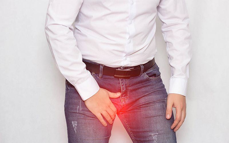 Cậu nhỏ bị đau rát khi quan hệ