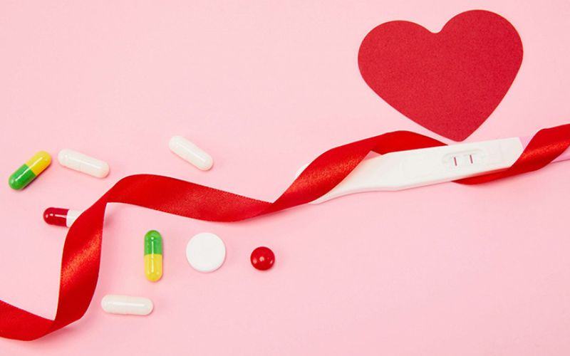 xuất tinh ra ngoài có thai không