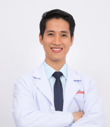 Bác sĩ Nguyễn Hùng Thăng